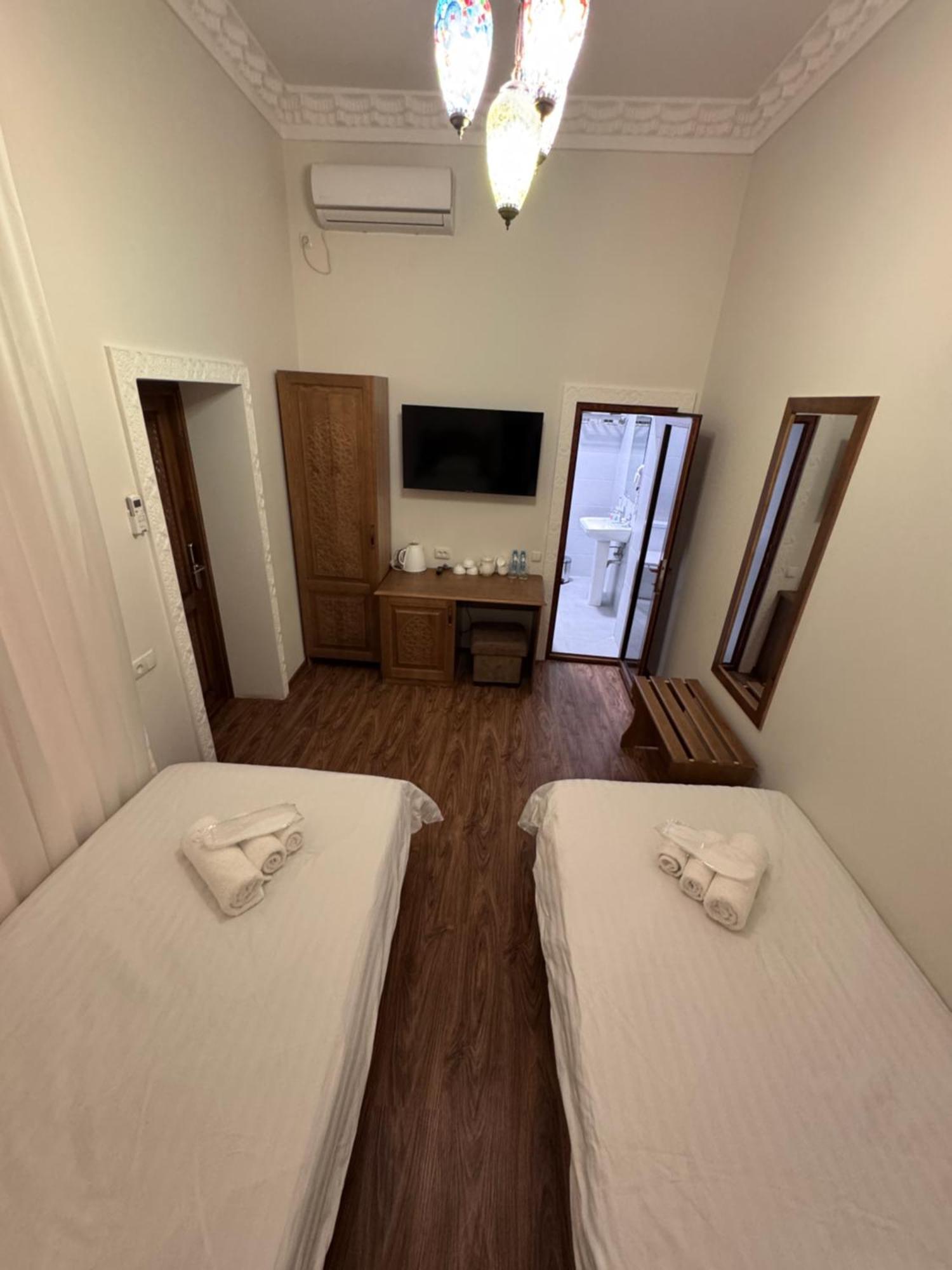 Guesthouse Muqaddam Бухара Екстериор снимка