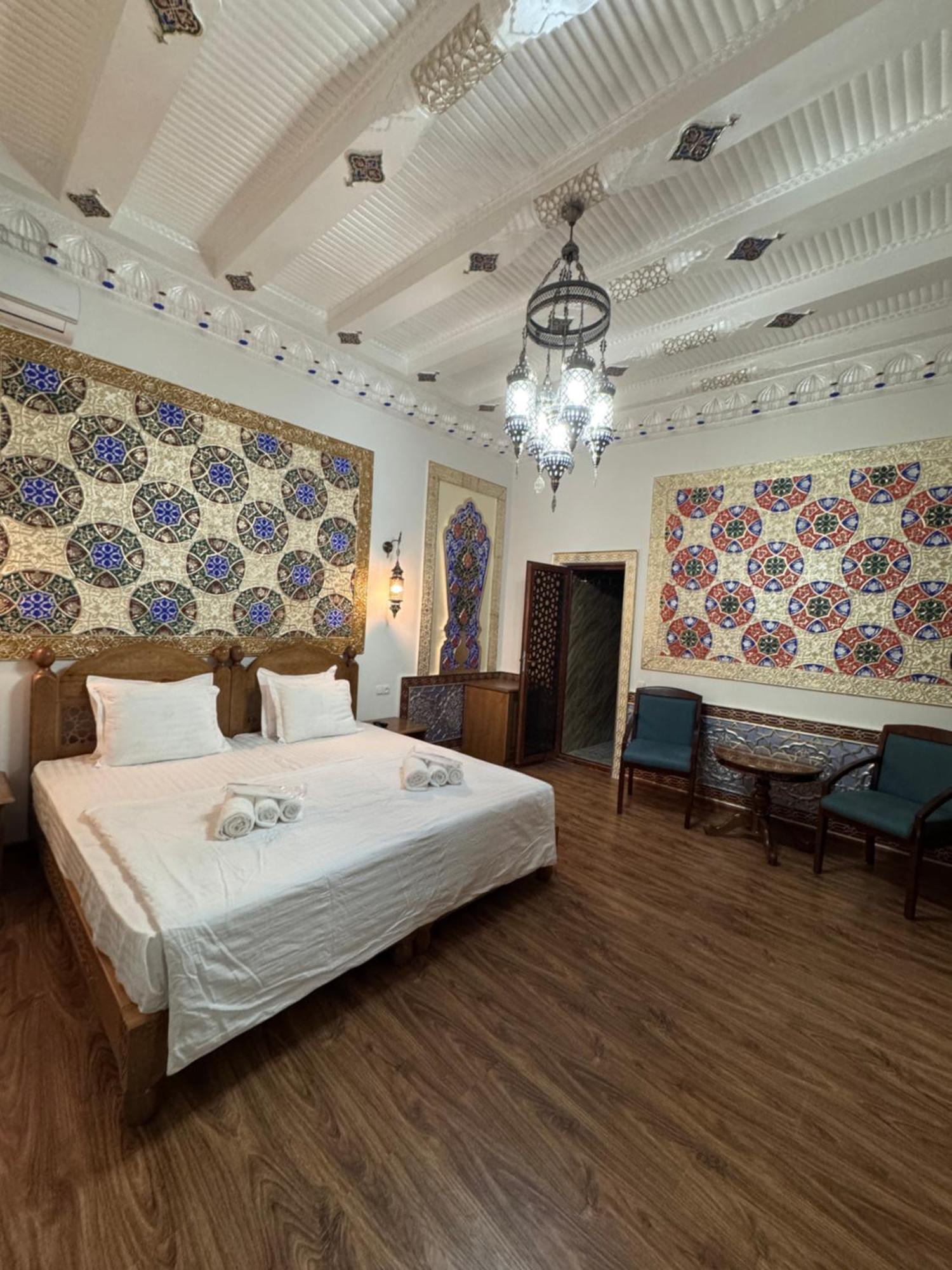 Guesthouse Muqaddam Бухара Екстериор снимка