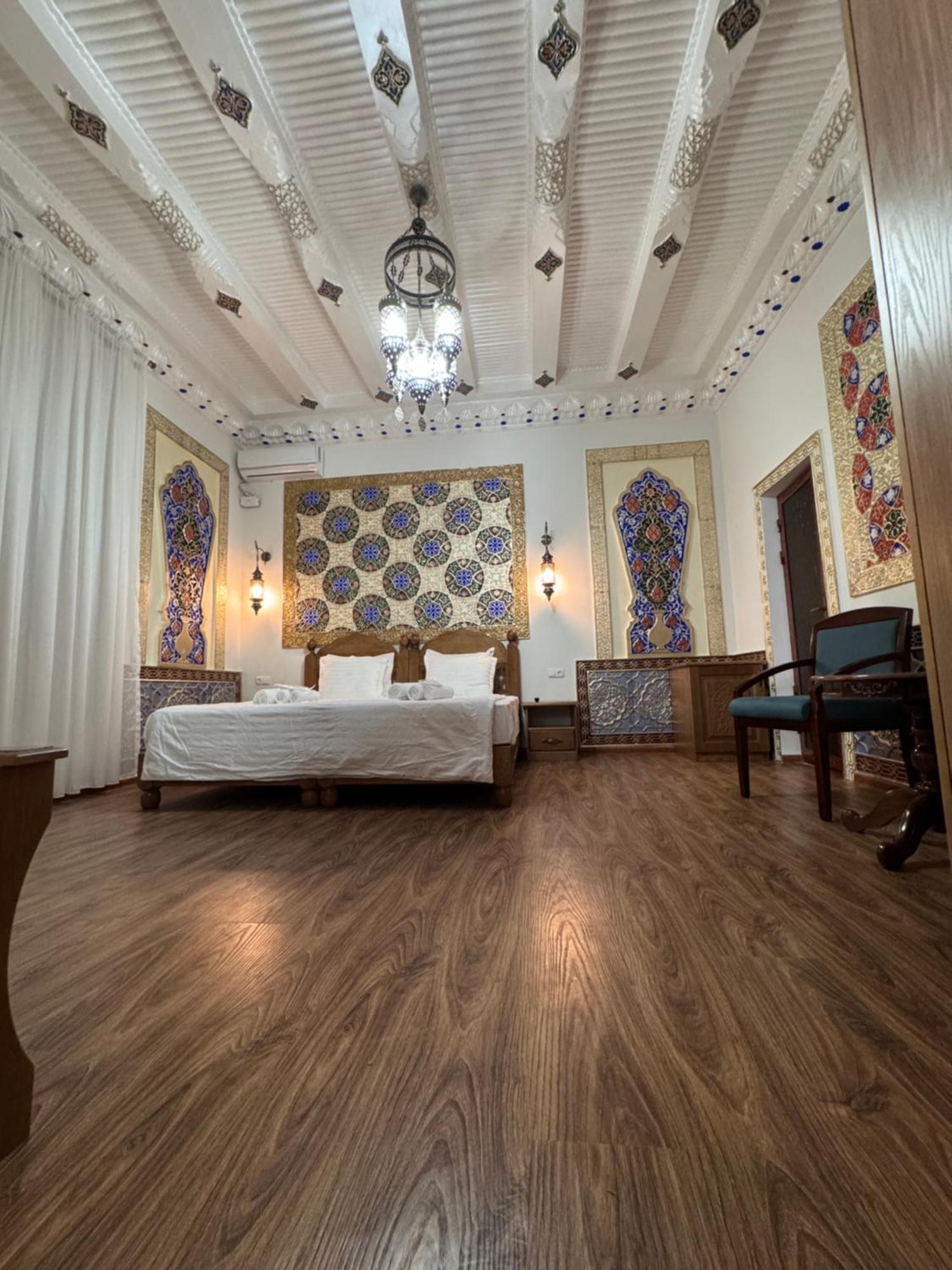 Guesthouse Muqaddam Бухара Екстериор снимка