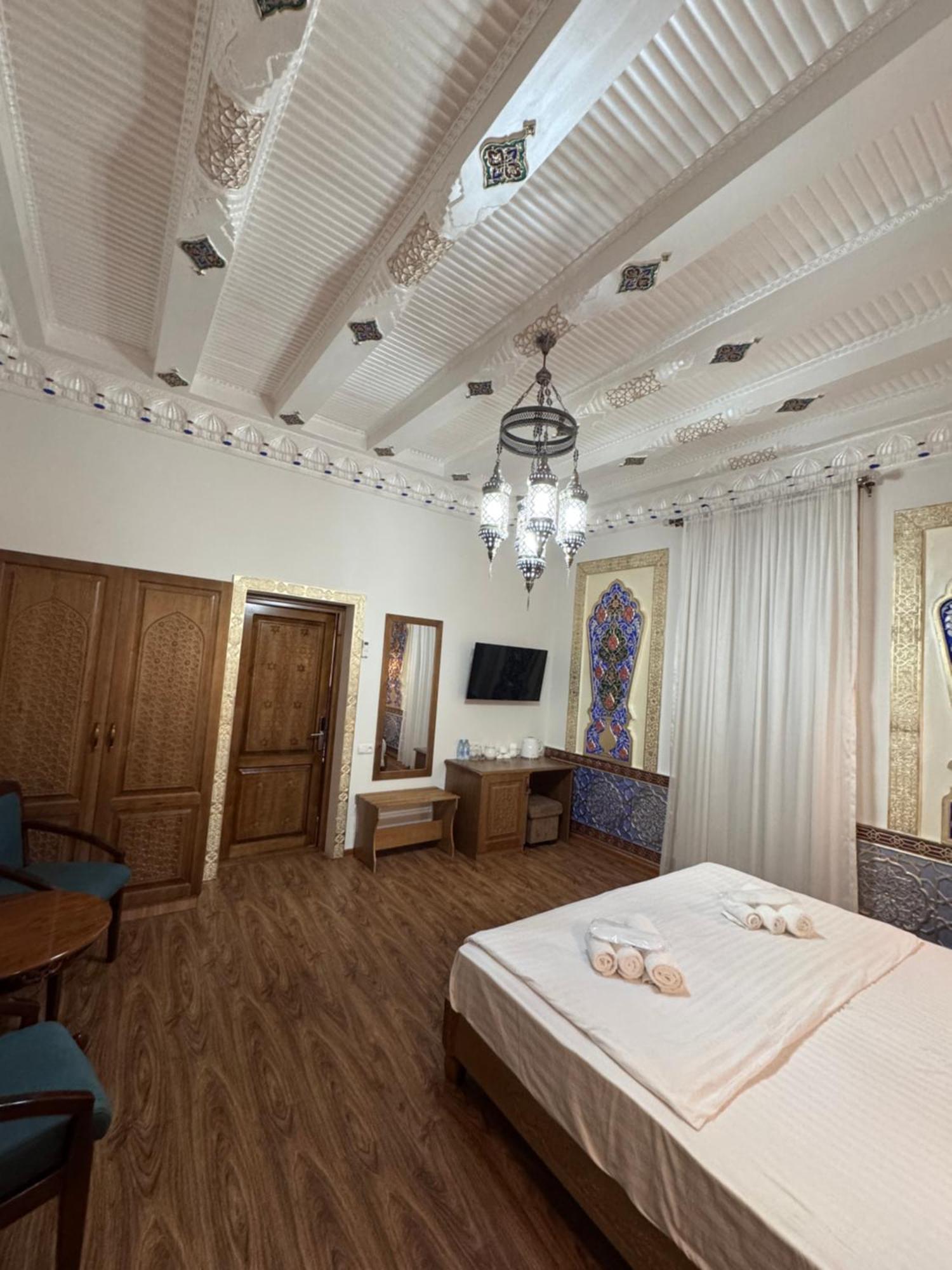 Guesthouse Muqaddam Бухара Екстериор снимка